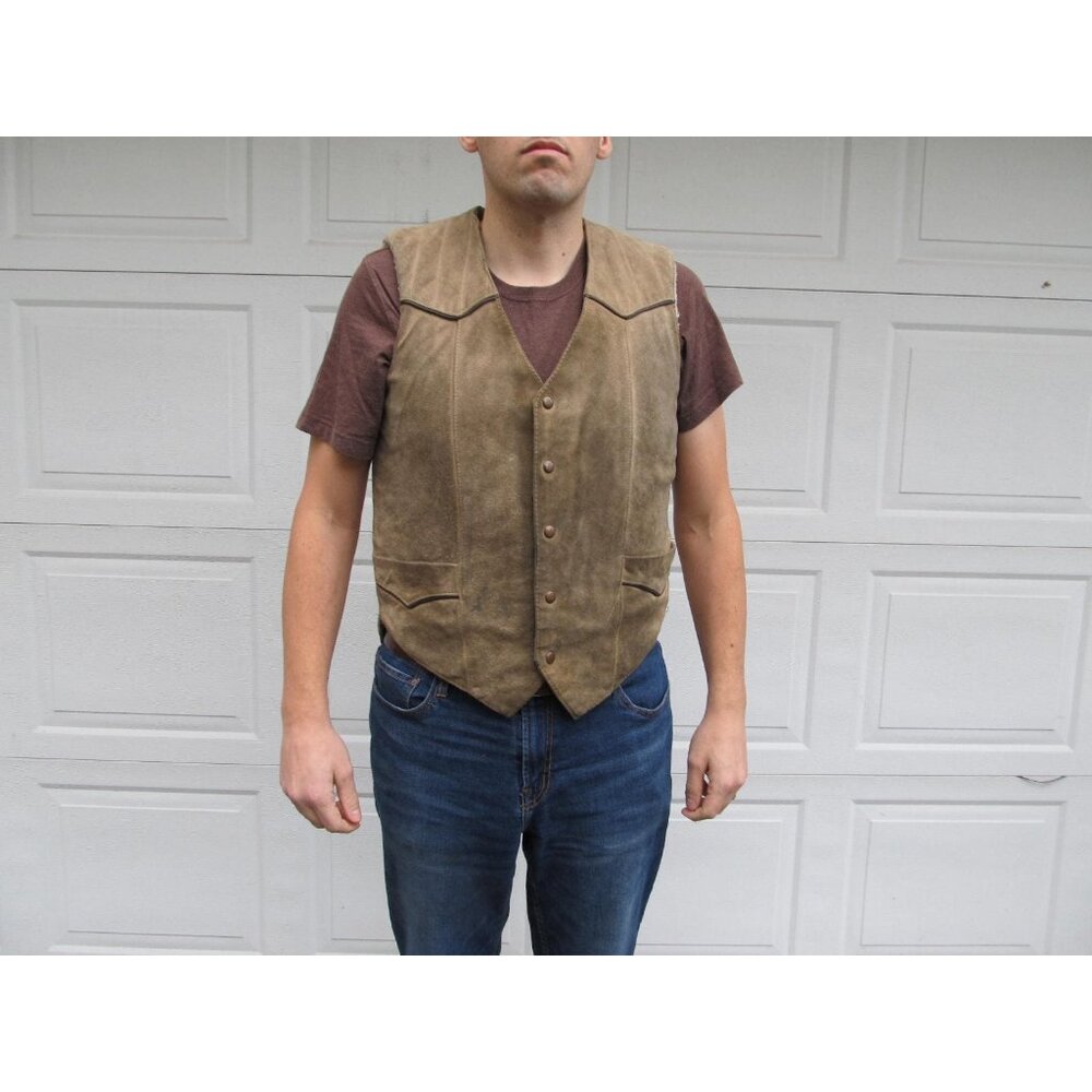 Mens vintage leather vest with sherpa lining, M/L
